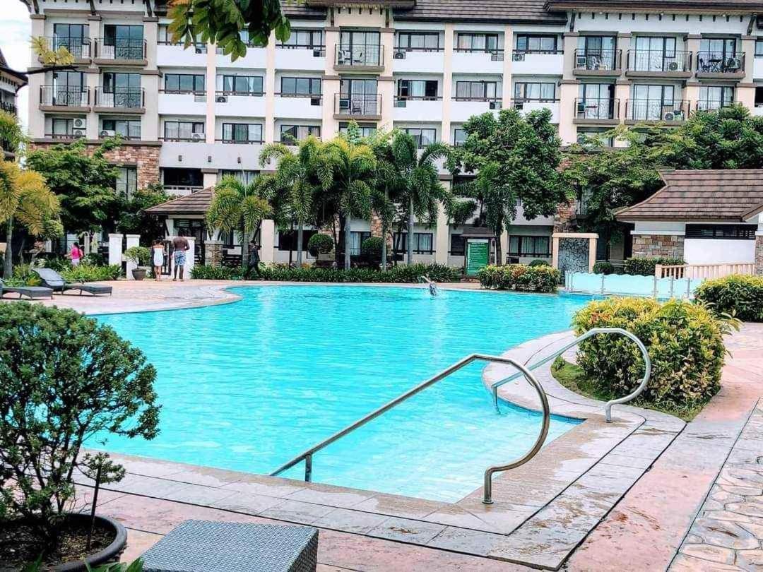 Ri'S One Oasis W Free Pool Back Of Sm City Mall Apartment Davao Exterior photo